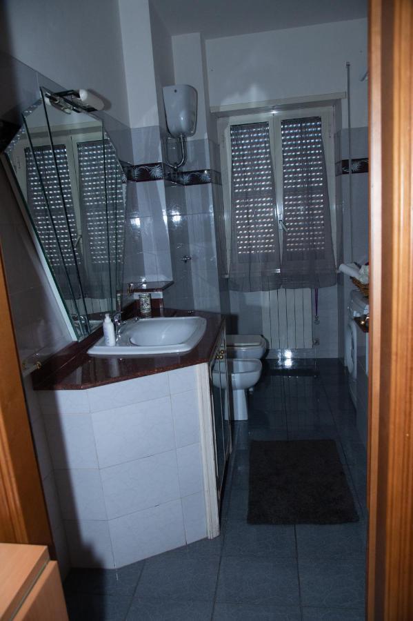 Ferienwohnung Panta Rei Mentana Exterior foto
